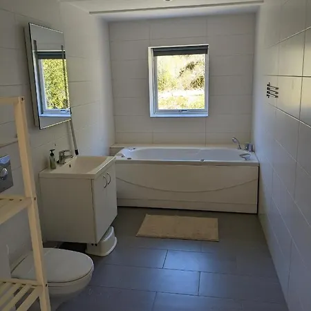 - Your Dream Vacation Awaits In Massfjorden *